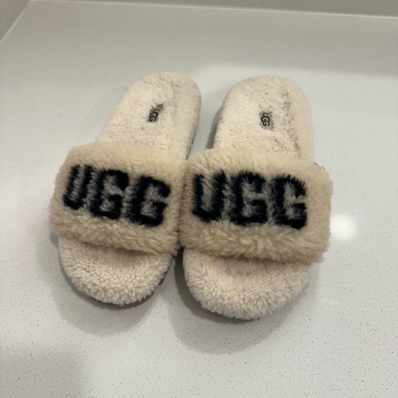 UGG Shoes - UGG Beige Fuzzy Slide Slippers